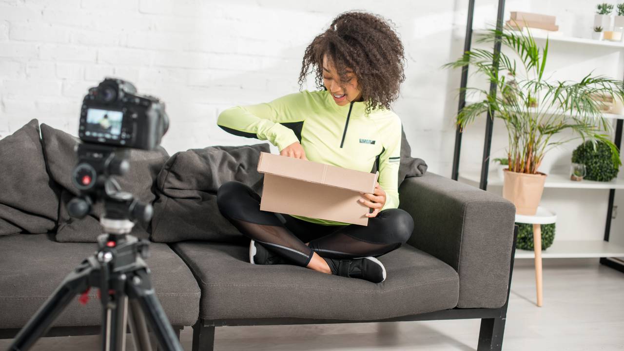 Assiste vídeos de unboxing sem perceber? Conheça o fenômeno que viralizou