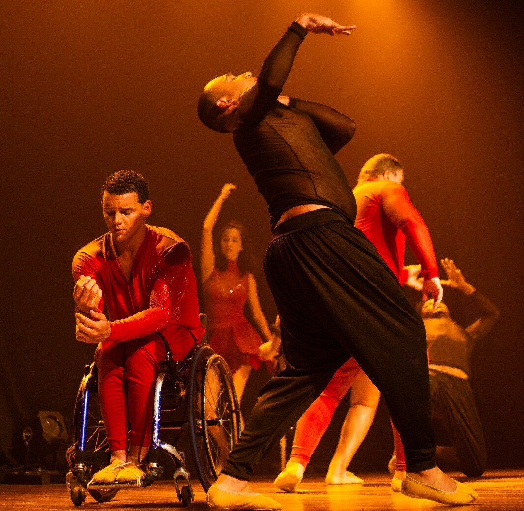 Grupo Inclusivo de Dança Expressar Grupo Inclusivo de Dança Expressar