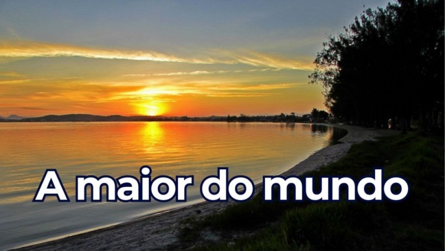 Destino de verão no litoral do RJ tem a maior laguna hipersalina do mundo