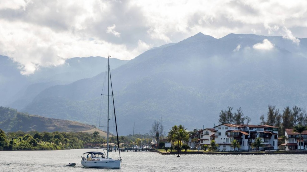 4 destinos incríveis a até 4 horas de Niterói para curtir o verão 4 destinos incríveis a até 4 horas de Niterói para curtir o verão