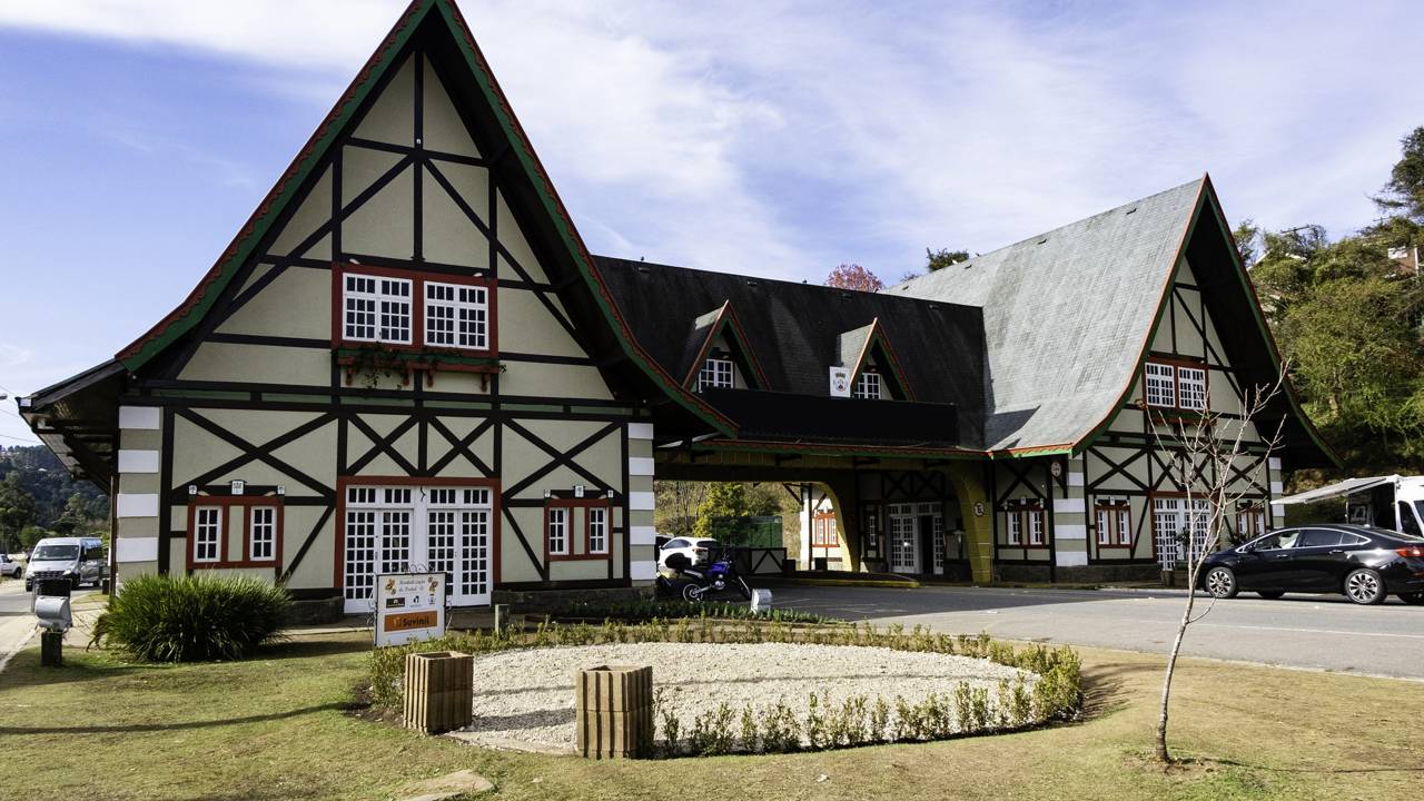 Calor demais? Aproveite as férias para visitar estas cidades de clima ameno