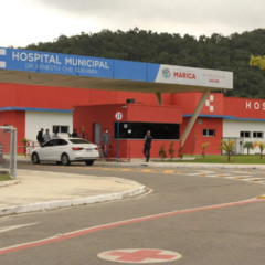 Criança morre afogada em piscina de casa em Maricá