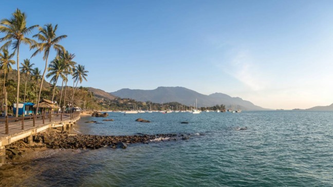 Praias do litoral norte de SP para curtir o verão com sossego