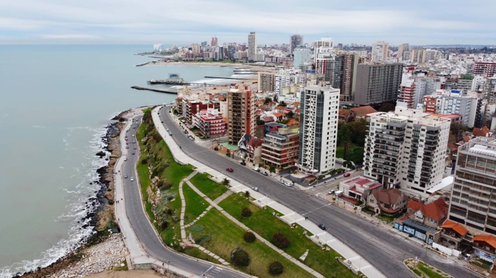 A capital do verão na Argentina também encanta brasileiros A capital do verão na Argentina também encanta brasileiros