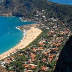 Praia de Itacoatiara | Créditos: depositphotos.com / brunomartins246