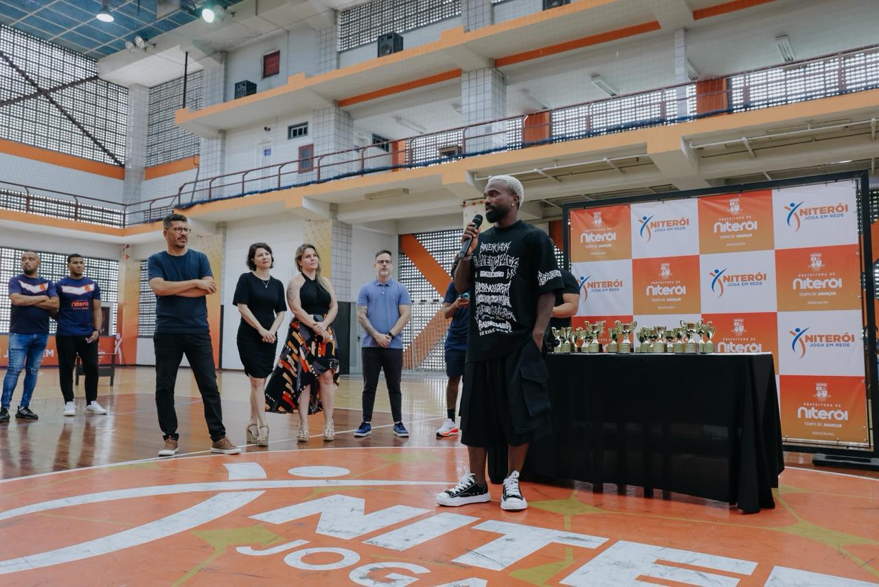 Judoca Rafaela Silva e influenciador Negrete Judoca Rafaela Silva e influenciador Negrete