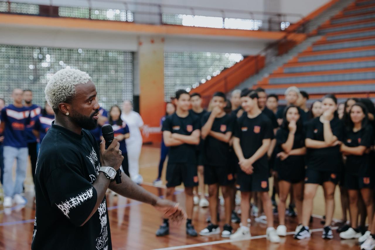 Judoca Rafaela Silva e influenciador Negrete Judoca Rafaela Silva e influenciador Negrete