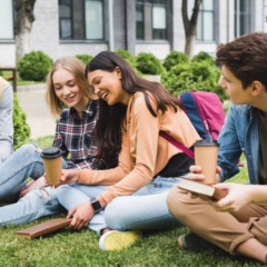A expressão aura ficou conhecida e principalmente difundida por jovens