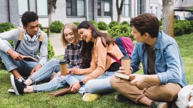 A expressão aura ficou conhecida e principalmente difundida por jovens