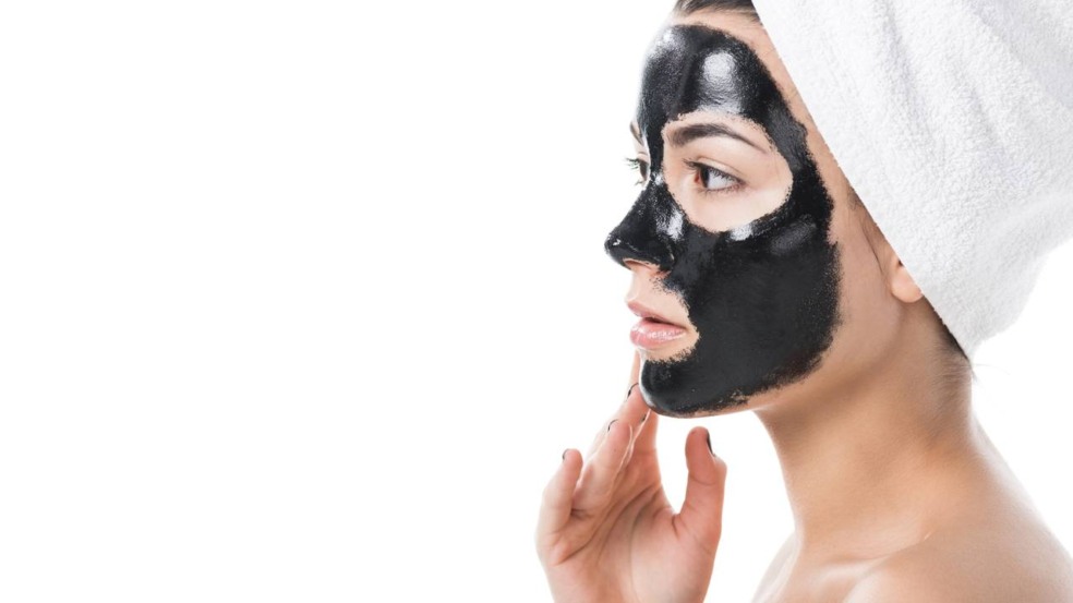 A argila cosmética possui vários benefícios para a pele. A argila cosmética possui vários benefícios para a pele.