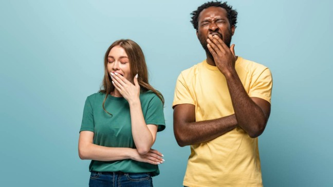 Fenômeno biológico ligado à interação humana e à leitura emocional. - Créditos: depositphotos.com / HayDmitriy