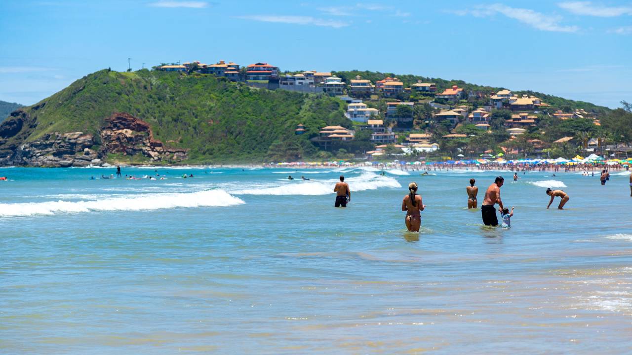 Quanto custa alugar uma casa de praia no Rio durante a alta temporada?