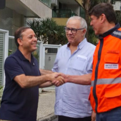 Macrodrenagem nas ruas de Charitas