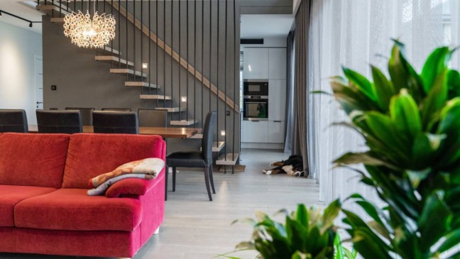 Hábitos simples que mantêm a casa funcional e visualmente leve. - Créditos: depositphotos.com / EDITOSfoto