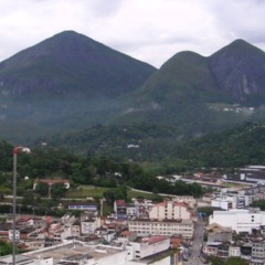 Essa cidade no interior do Rio vira um cenário de Natal inesquecível