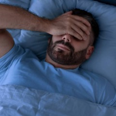 Veja os hábitos noturnos que sabotam seu descanso e como regular seu sono novamente