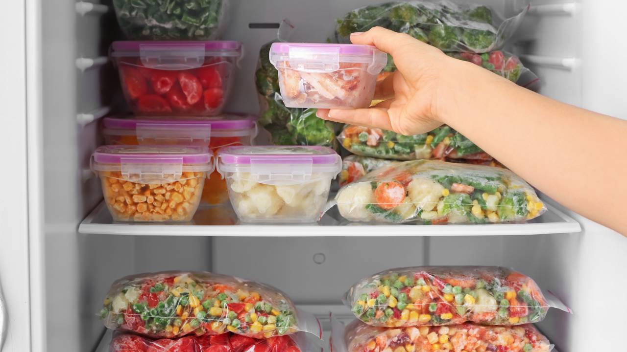 Como preparar a casa antes de viajar para evitar mofo e insetos