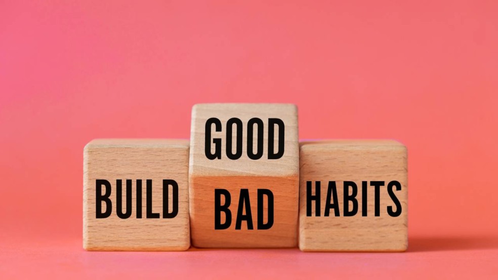 A prática de bons hábitos simples contribui para uma rotina mais organizada e menos estressante. A prática de bons hábitos simples contribui para uma rotina mais organizada e menos estressante.