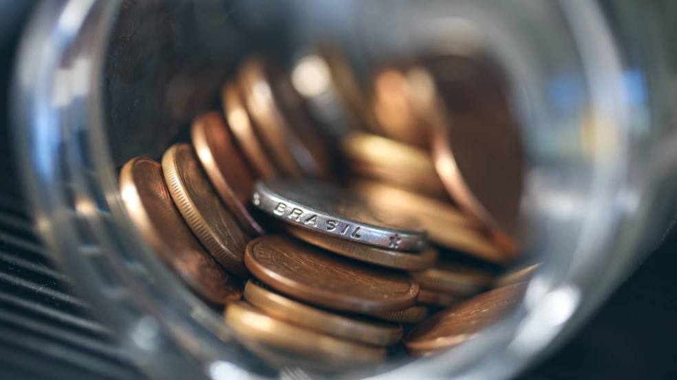 8 moedas de 1 centavo que você deveria guardar e não gastar 8 moedas de 1 centavo que você deveria guardar e não gastar