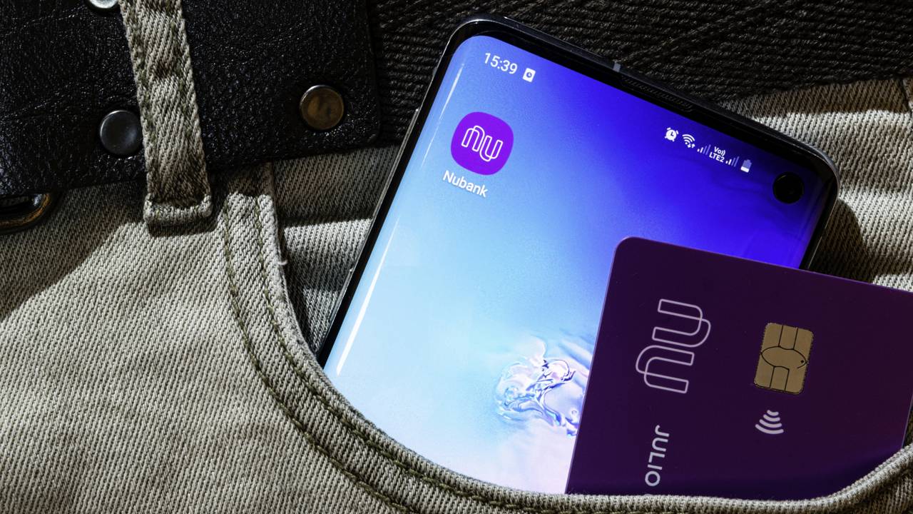 Banco Central cria regra que pode acabar com o Nubank no Brasil
