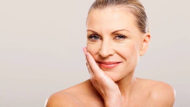 Ela se encontra principalmente na derme, em conjunto com elastina e ácido hialurônico - Créditos: depositphotos.com / michaeljung