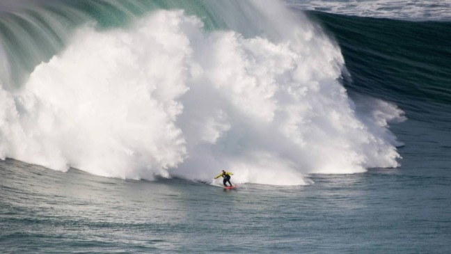 Estrutura submarina que concentra energia e forma cristas de até trinta metros. - Créditos: depositphotos.com / gmf1000i