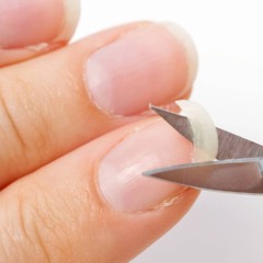 Antes de pensar em qualquer técnica de reparo, a recomendação é realizar uma higiene rápida da área - Créditos: depositphotos.com / FotoPrivet