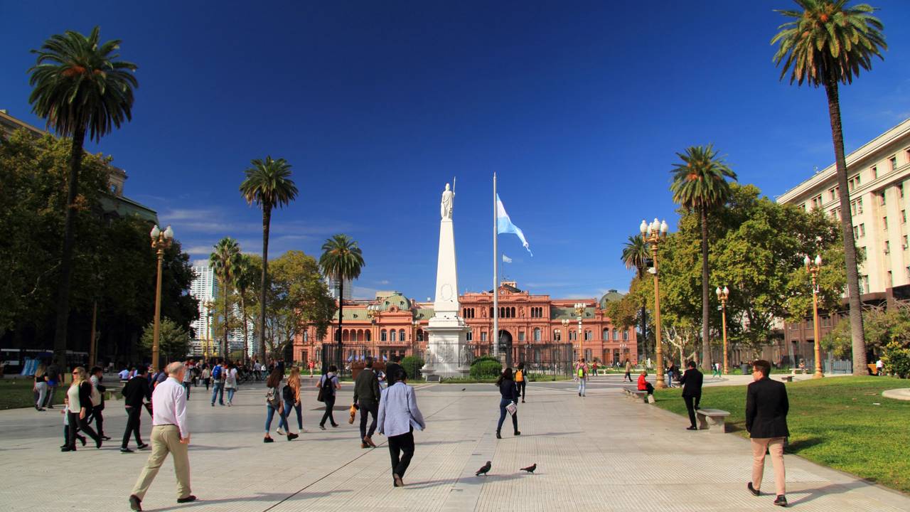 RG na mão e viagem garantida: explore a América do Sul sem passaporte