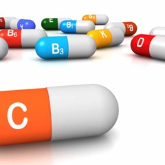 Detalhe de gengiva sensível que pode indicar baixa vitamina C