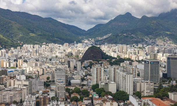 Obra interdita rua movimentada no Rio até fevereiro