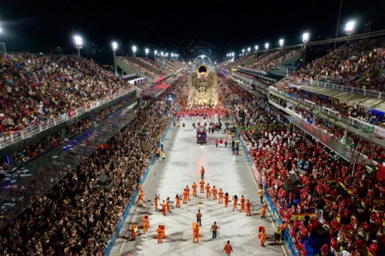 Ainda dá tempo de comprar ingressos para a Sapucaí no Rio?