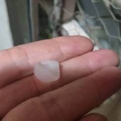 VÍDEO: Rio de Janeiro é atingido por chuva de granizo