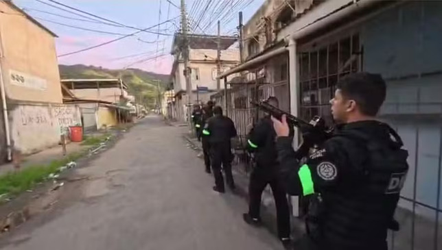 Operação policial avança no Rio de Janeiro e prende suspeitos
