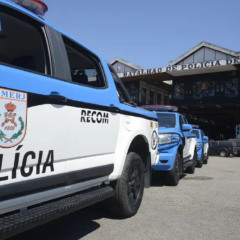 O que é a “guerra de sacolés” que mobilizou a PM no Rio