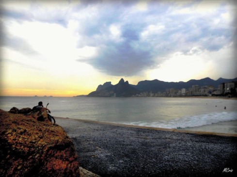 Pedra do Arpoador - Créditos: Um bom lugar para meditar | MCris | Flickr