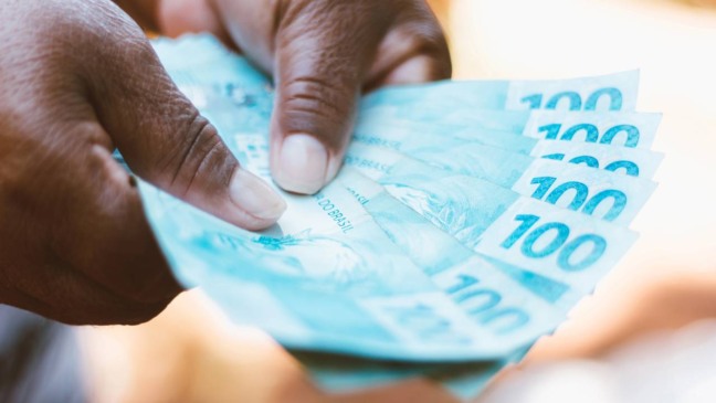 INSS faz ajuste e muda valor das aposentadorias neste mês