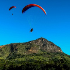 Governador Valadares une a adrenalina da Ibituruna ao acolhimento das águas mineiras // Créditos: Wikipedia