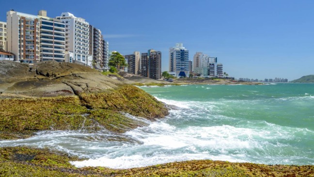 Destinos capixabas próximos ao RJ para curtir o carnaval sem caos