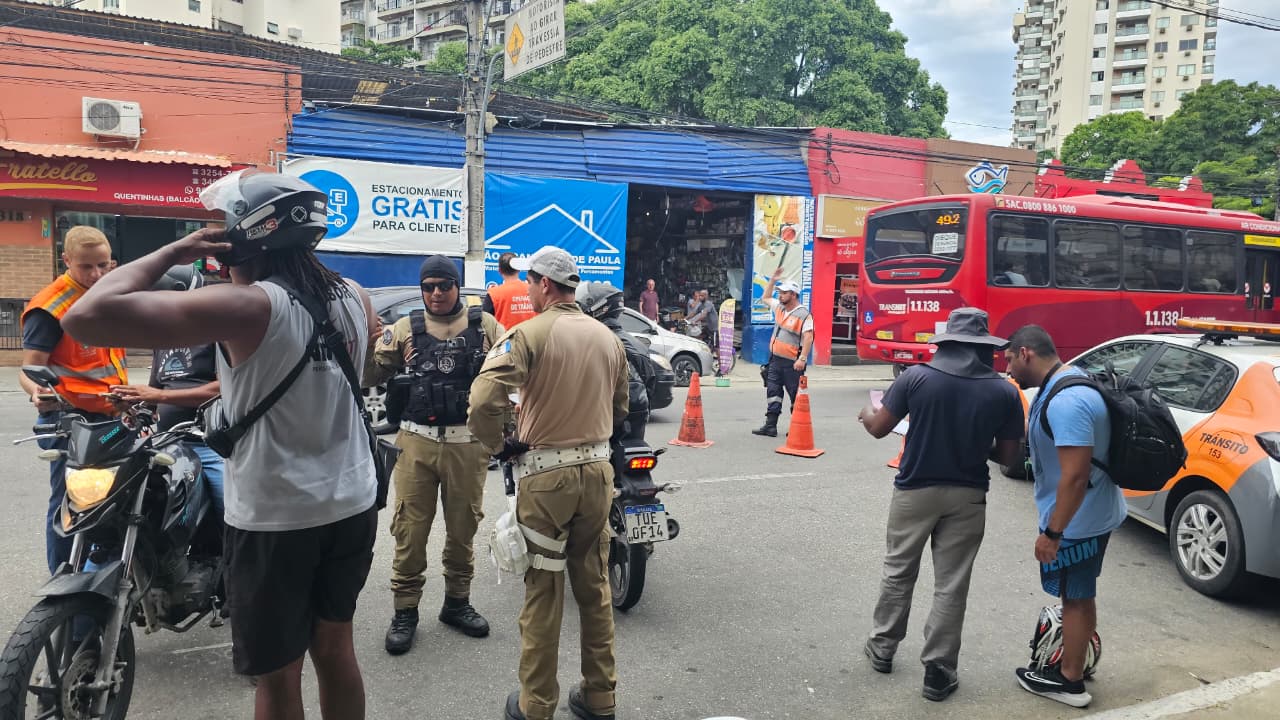 abordagens contra motos barulhentas