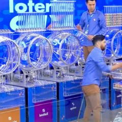 Confira os números sorteados na Mega da Virada 2025