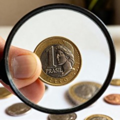 Moedas de um real raras estão valendo até mil vezes o valor original