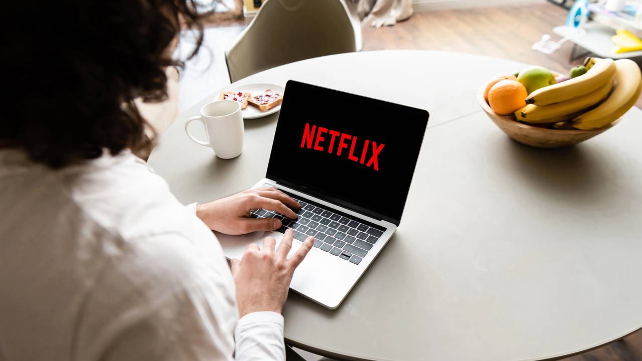 Como a Blockbuster perdeu para a Netflix e mudou a hist&oacute;ria do streaming