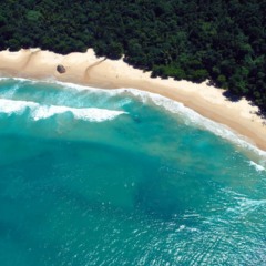 4 praias tranquilas no litoral do Rio para fugir das multidões