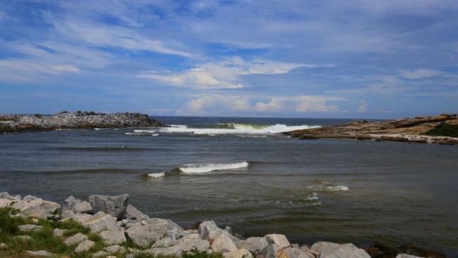 Esta cidade a 1 hora de Niter&oacute;i &eacute; chamada de Maracan&atilde; do Surf e suas ondas atrai atletas do mundo todo