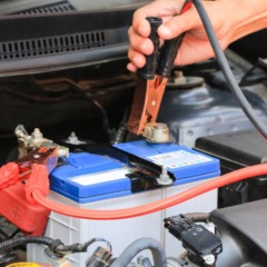 5 erros que você comete e que estão acabando com a bateria do seu carro