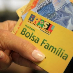Governo reforça regra e alerta quem recebe o Bolsa Família