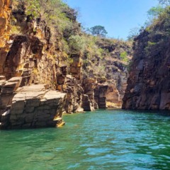 O 'Caribe de Minas' fica perto do RJ e tem águas cristalinas