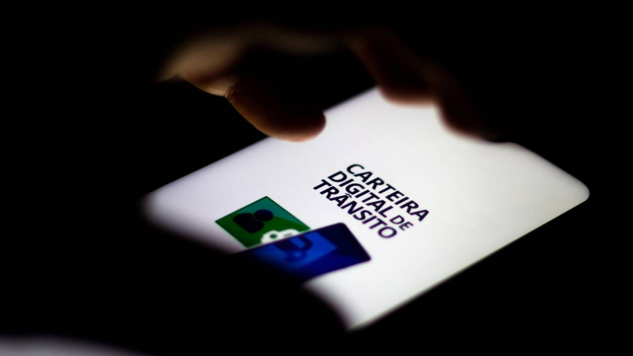 Alerta para motoristas no RJ: novas regras para a renova&ccedil;&atilde;o da CNH come&ccedil;am a valer em 2026