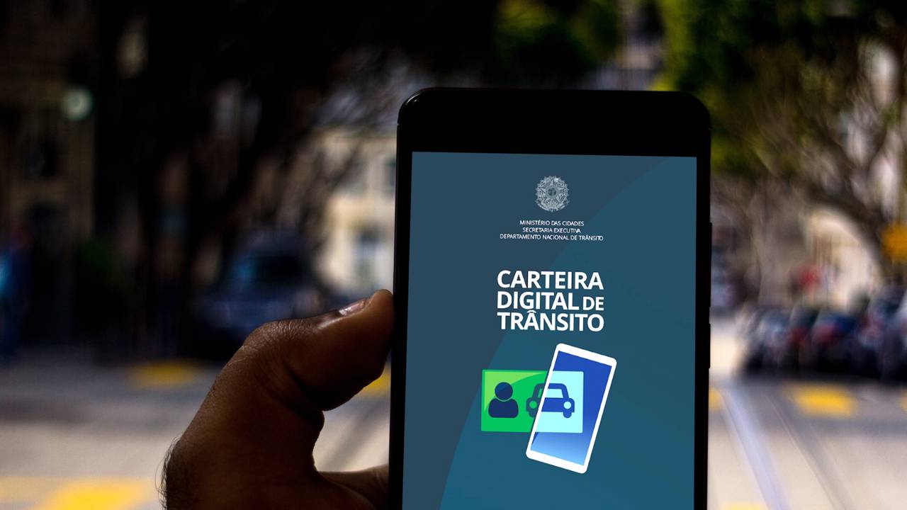 S&atilde;o estes os documentos que voc&ecirc; n&atilde;o precisa mais carregar no carro no RJ