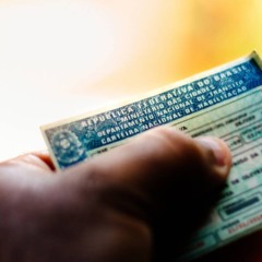 Estes são os documentos que você não precisa mais carregar no carro no RJ